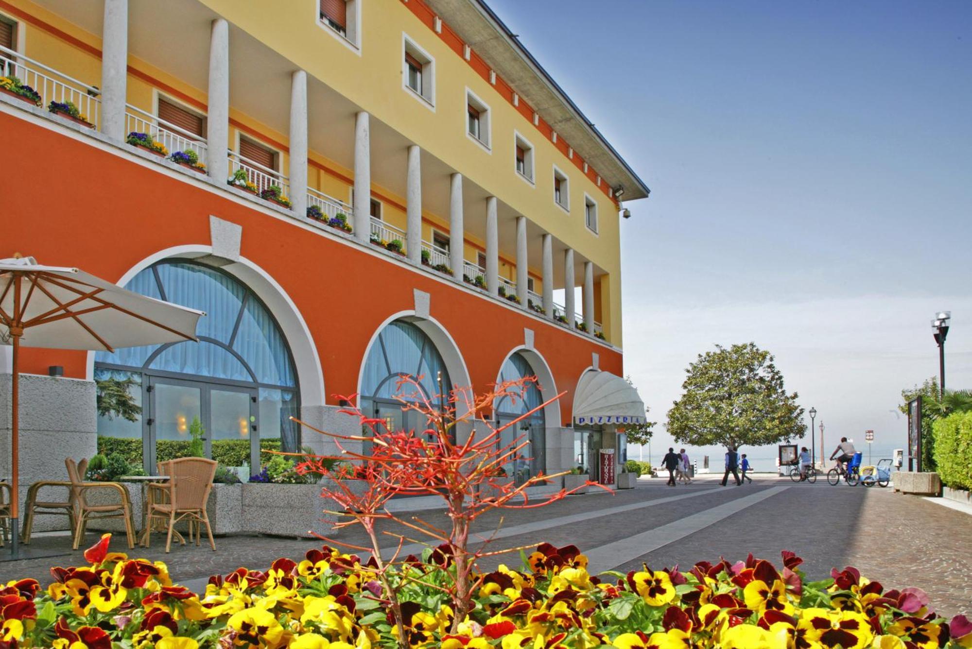 Hotel Vela D'Oro ***S Bardolino Luaran gambar