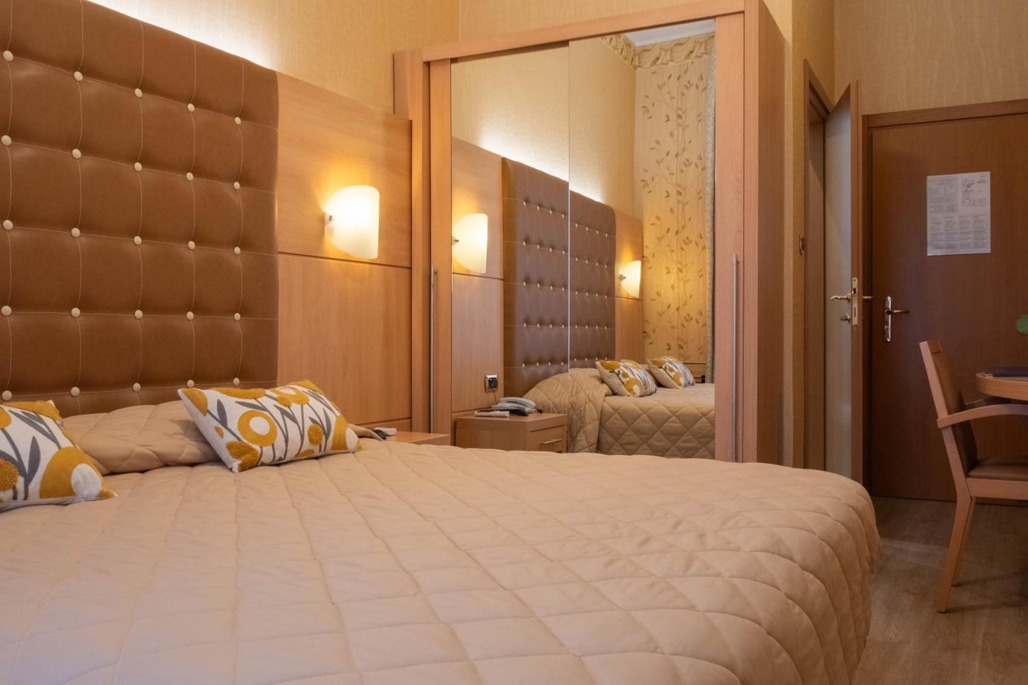 Hotel Vela D'Oro ***S Bardolino Luaran gambar
