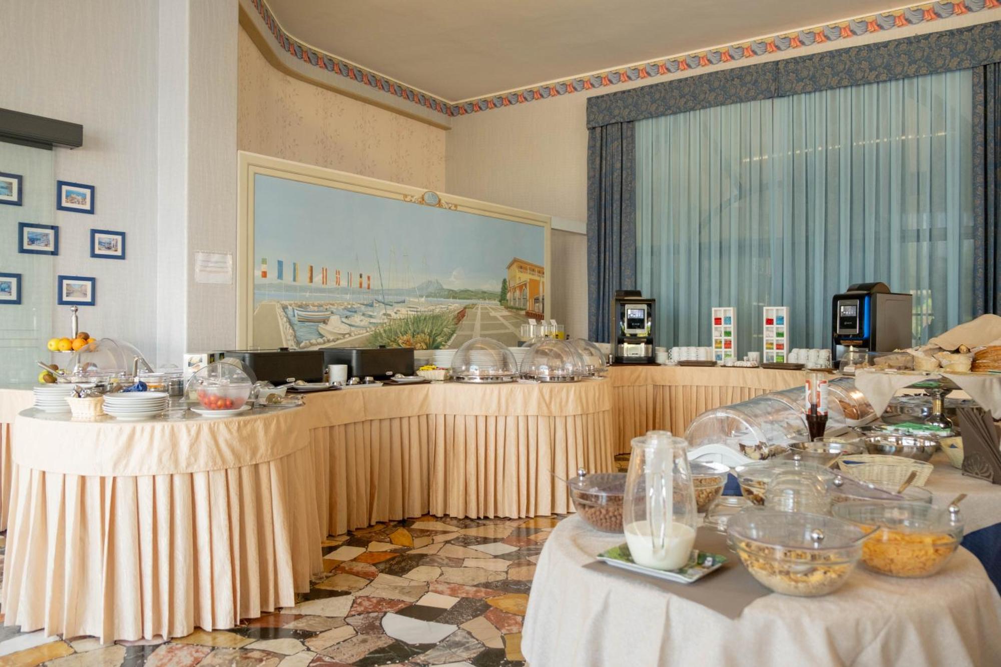 Hotel Vela D'Oro ***S Bardolino Luaran gambar