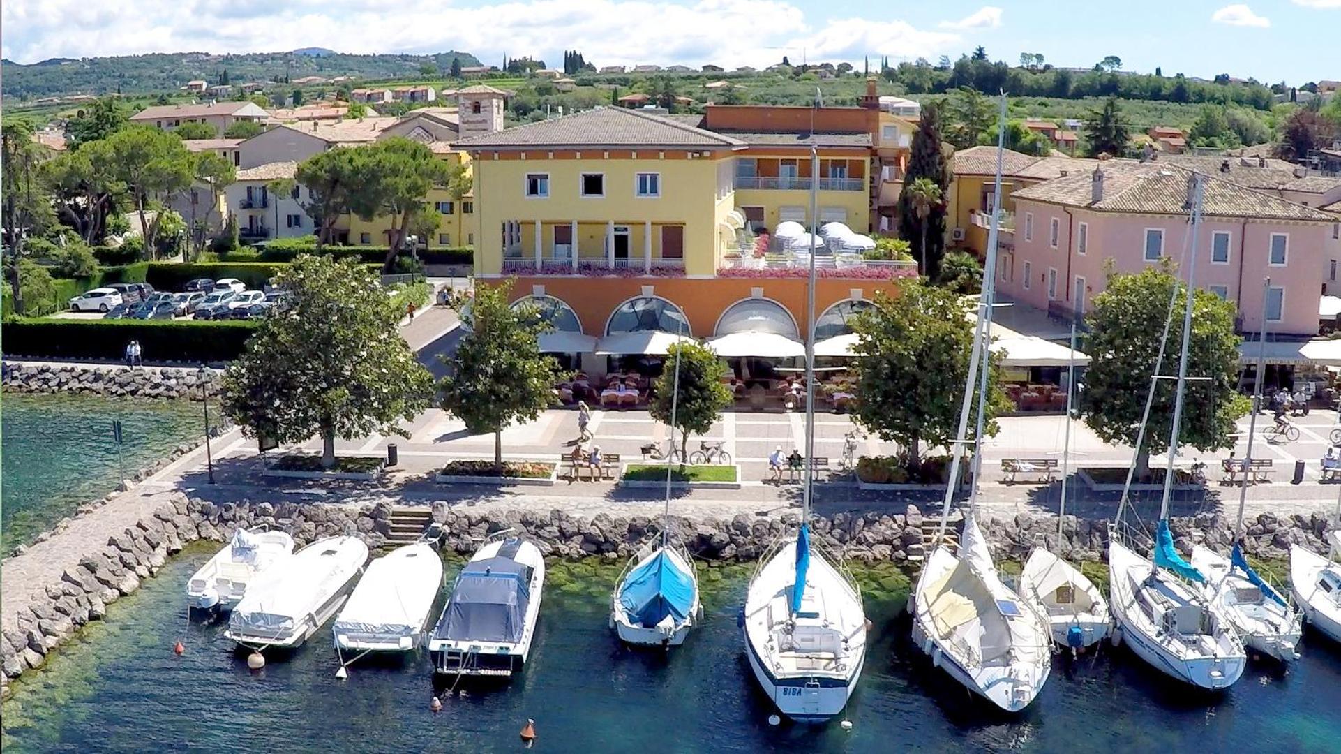 Hotel Vela D'Oro ***S Bardolino Luaran gambar