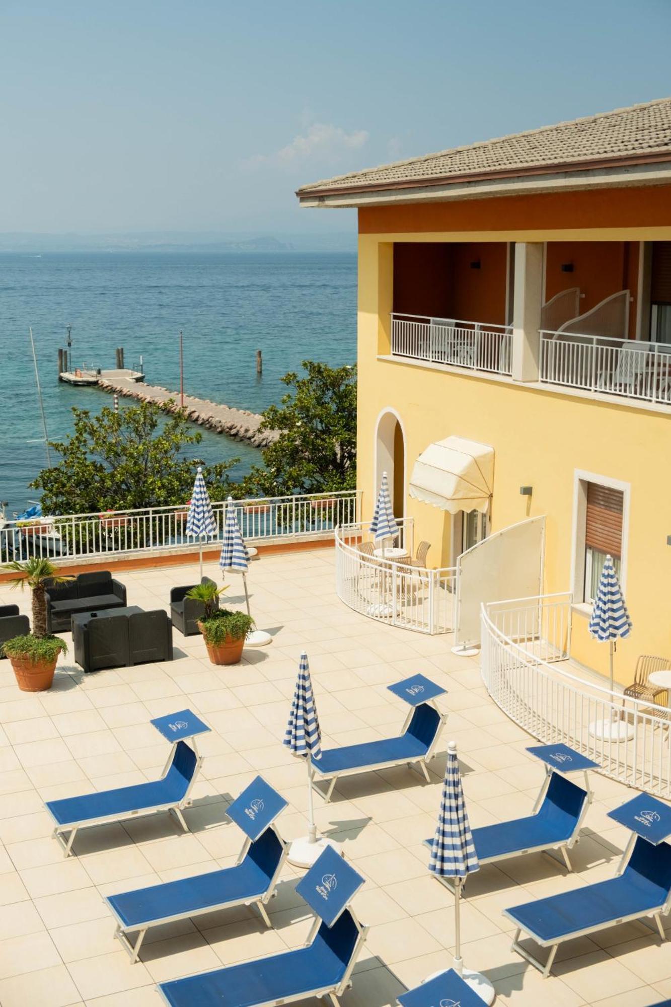 Hotel Vela D'Oro ***S Bardolino Luaran gambar